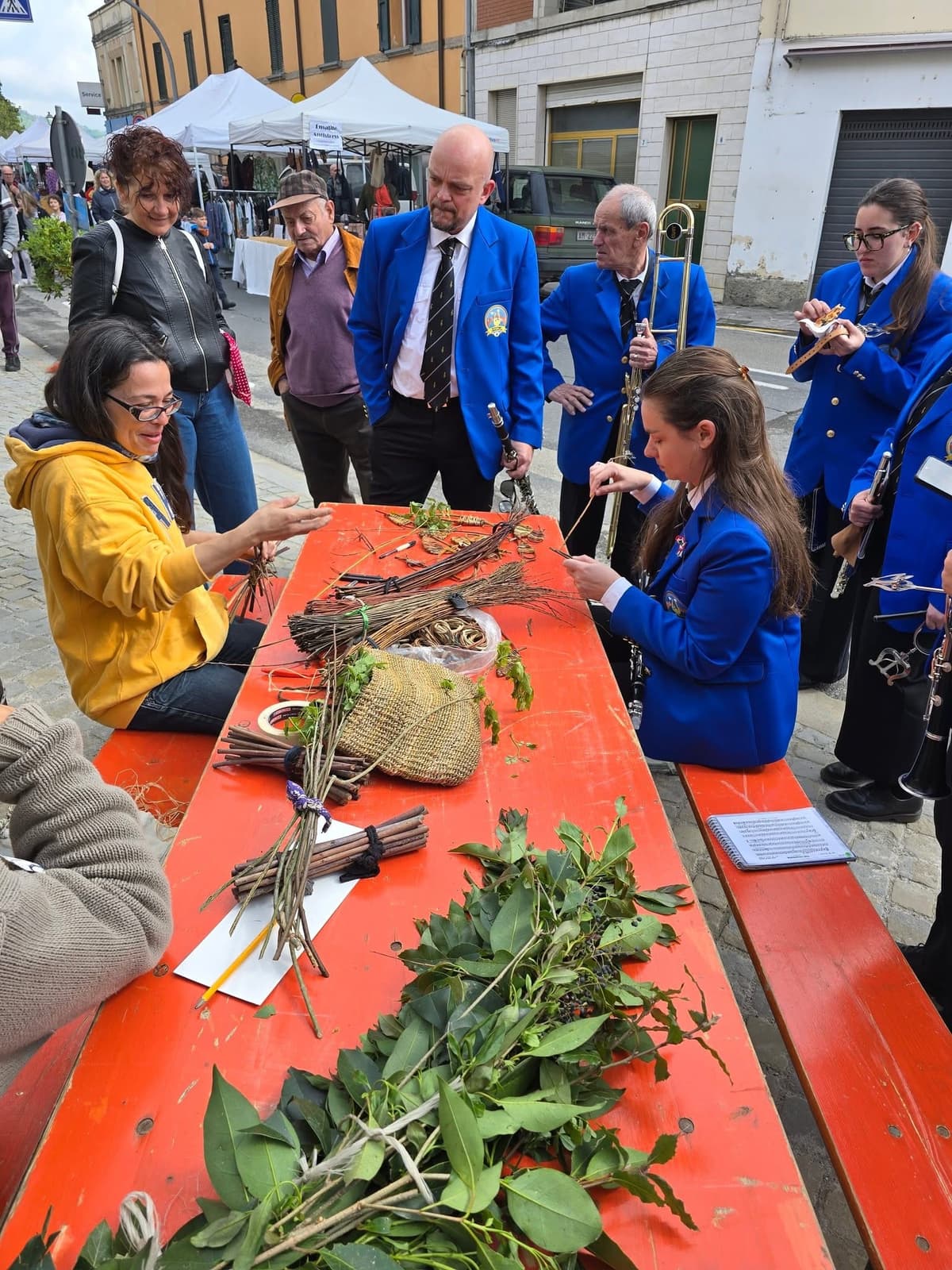 Laboratorio di intreccio con la banda